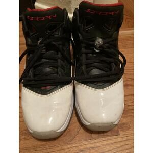 Nike Air Jordan B'Loyal Black/Varsity Red White Youth Size 6Y. CK1425-016. READ